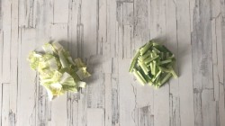 Крабовый салат с плавленым сыром