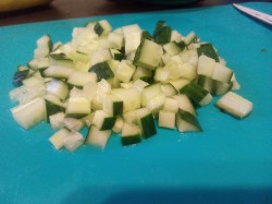 Крабовый салат с сухариками рисом яйцами