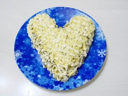 название картинки Салат с курицей и картошкой Крыска