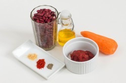 название картинки Красная фасоль в томатном соусе