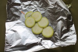 название картинки Красная рыба с лимоном в фольге в духовке