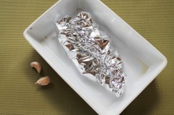 название картинки Красная рыба с лимоном в фольге в духовке