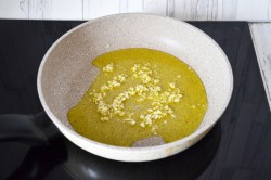 Красная рыба в сливочном соусе - шаг 5