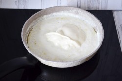 Красная рыба в сливочном соусе - шаг 7