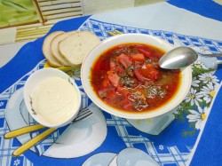 Красный борщ со щавелем без капусты в мультиварке - шаг 10 Красный борщ со щавелем без капусты в мультиварке - шаг 10