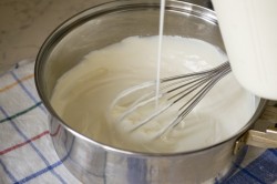 название картинки Крем чиз для капкейков который держит форму