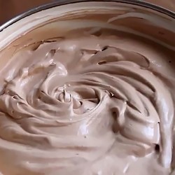 Крем чиз шоколадно-мятный на сливках