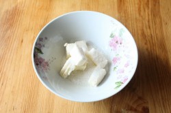 Крем для торта с вареной сгущенкой и маслом