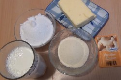 название картинки Крем из манки на молоке для торта