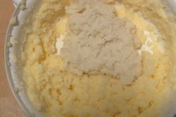 название картинки Крем из манки на молоке для торта