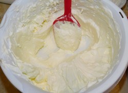 название картинки Крем под мастику для торта