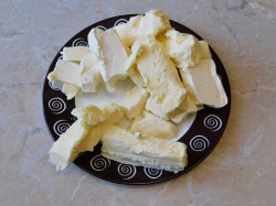 название картинки Крем шарлотт для торта густой