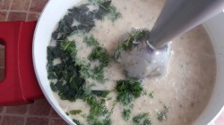 название картинки Крем-суп из шампиньонов с домашними гренками