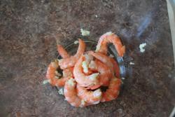 Креветки под соусом