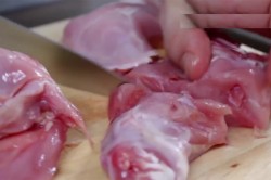 название картинки Кролик с картошкой в мультиварке тушеный