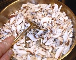 Крошка картошка с шампиньонами в духовке