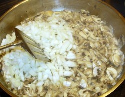 Крошка картошка с шампиньонами в духовке