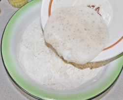 Круассаны из слоеного дрожжевого теста - шаг 3