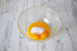 Кружевные блины на желтках