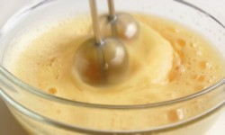 Кулич Пасхальный на воде без молока и глазури - шаг 4 Кулич Пасхальный на воде без молока и глазури - шаг 4