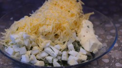 Купеческие зразы из куриного фарша с твердым сыром и магги