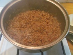 название картинки Фаршированная курица без костей в духовке