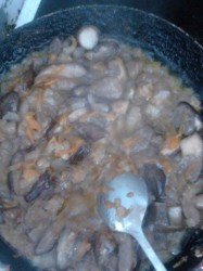 название картинки Фаршированная курица в духовке