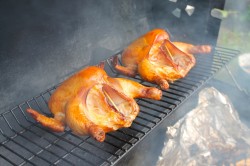 Курица горячего копчения в коптильне в домашних условиях