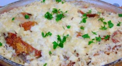 Курица с чесноком на рисовой подушке - шаг 6