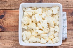 Курица с цветной капустой в духовке - шаг 5 Курица с цветной капустой в духовке - шаг 5