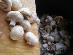 Курица с грибами в мультиварке