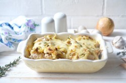 Курица с шампиньонами и сыром в духовке