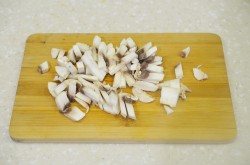 Курица с шампиньонами и сыром в духовке