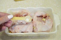 Курица с шампиньонами и сыром в духовке