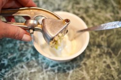 название картинки Курица с сыром в духовке