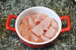 название картинки Курица с сыром в духовке