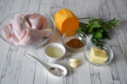 Курица с тыквой в духовке