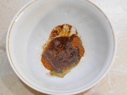 название картинки Курица с хрустящей корочкой в духовке целиком