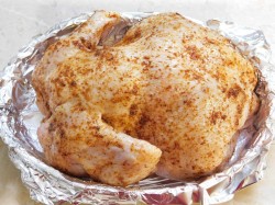 название картинки Курица с хрустящей корочкой в духовке целиком