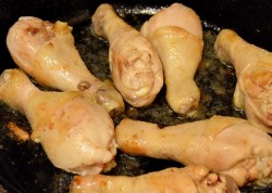 Куриные ножки в сливках с шампиньонами в духовке