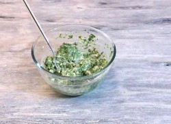 Курица со шпинатом и сыром