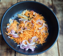 название картинки Курица терияки с овощами и лапшой