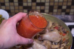 Курица тушеная с грибами и овощами