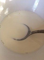 название картинки Курица тушеная с овощами в сметане