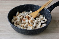 Курица с персиками в кисло-сладком соусе