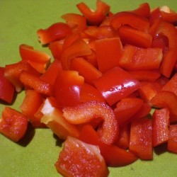 Курица с ананасами в кисло-сладком соусе