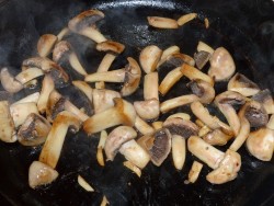 Курица в красном вине