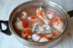 Курица в томатном соусе