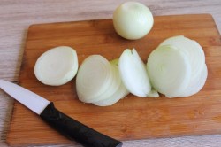 название картинки Курица с ананасами и сыром в духовке запеченная