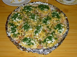 название картинки Куриная грудка с грибами и сыром в духовке